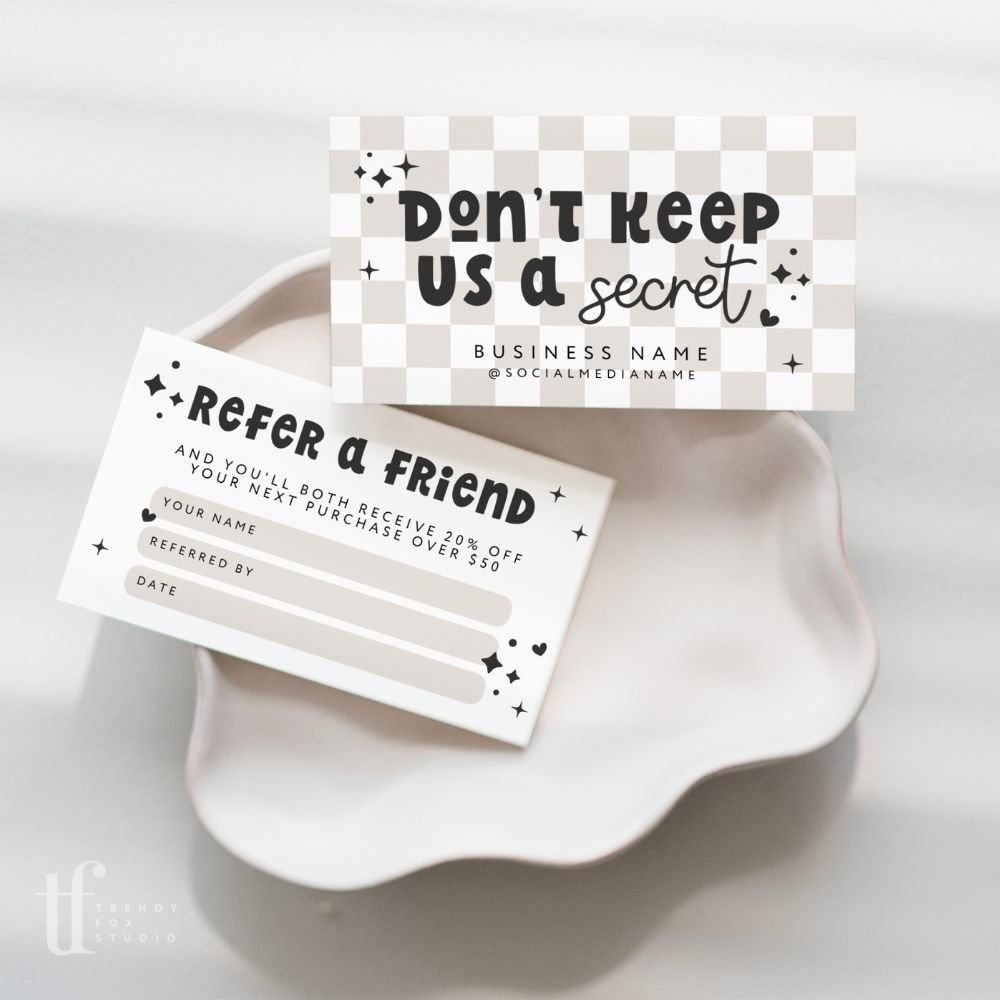 Refer A Friend Discount Card Canva Template | Cute Retro Checkered | Millie - Trendy Fox Studio