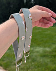 Wristlet Keychain | Sage Green Daisy - Trendy Fox Studio
