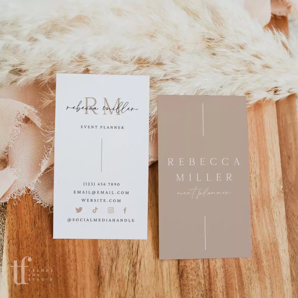 Minimal Business Card Canva Template | Mina - Trendy Fox Studio