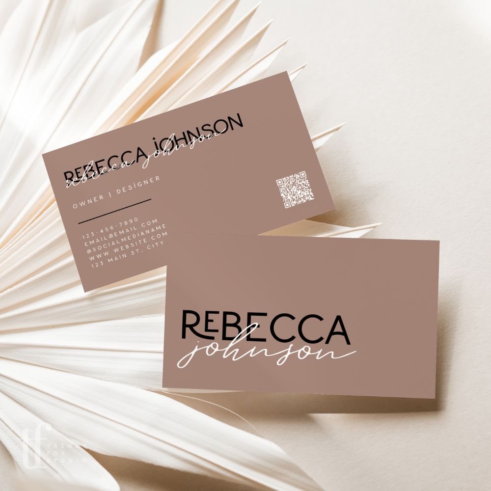 Business Card Canva Template | Modern Editorial | Lyra - Trendy Fox Studio