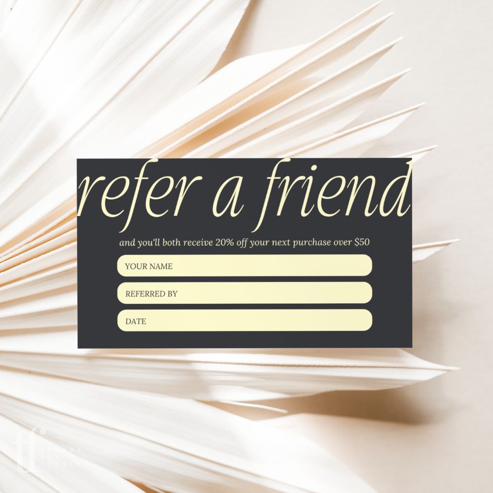 Refer A Friend Discount Card Canva Template | Luxe Black | Nysa - Trendy Fox Studio