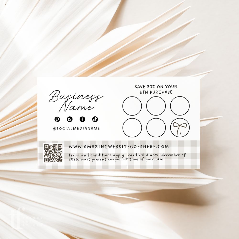 Loyalty Card Canva Template | QR Code | Cottagecore Gingham | Lula - Trendy Fox Studio