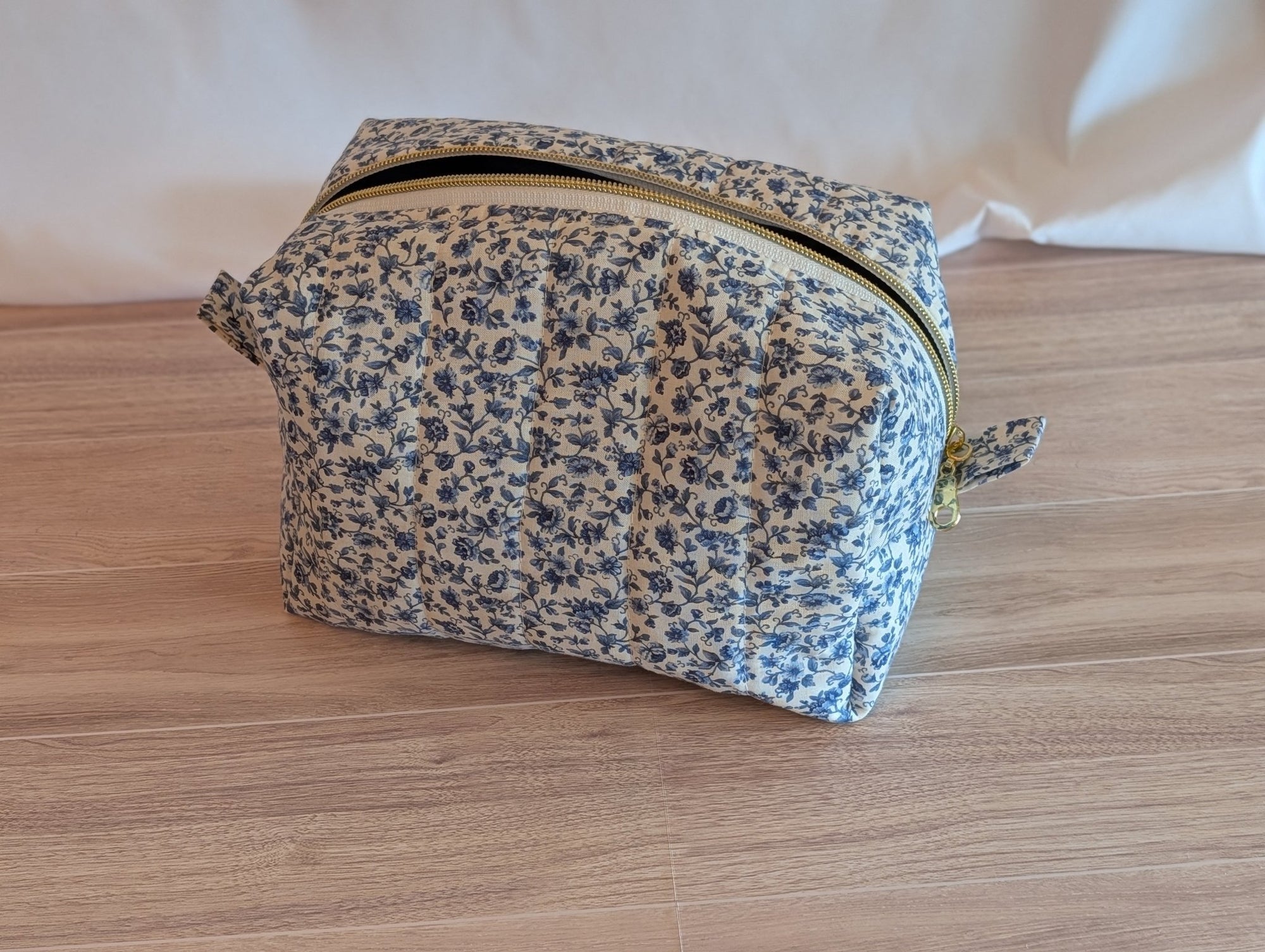 Carry - All Boxy Pouch | Vintage Blue Floral - Trendy Fox Studio