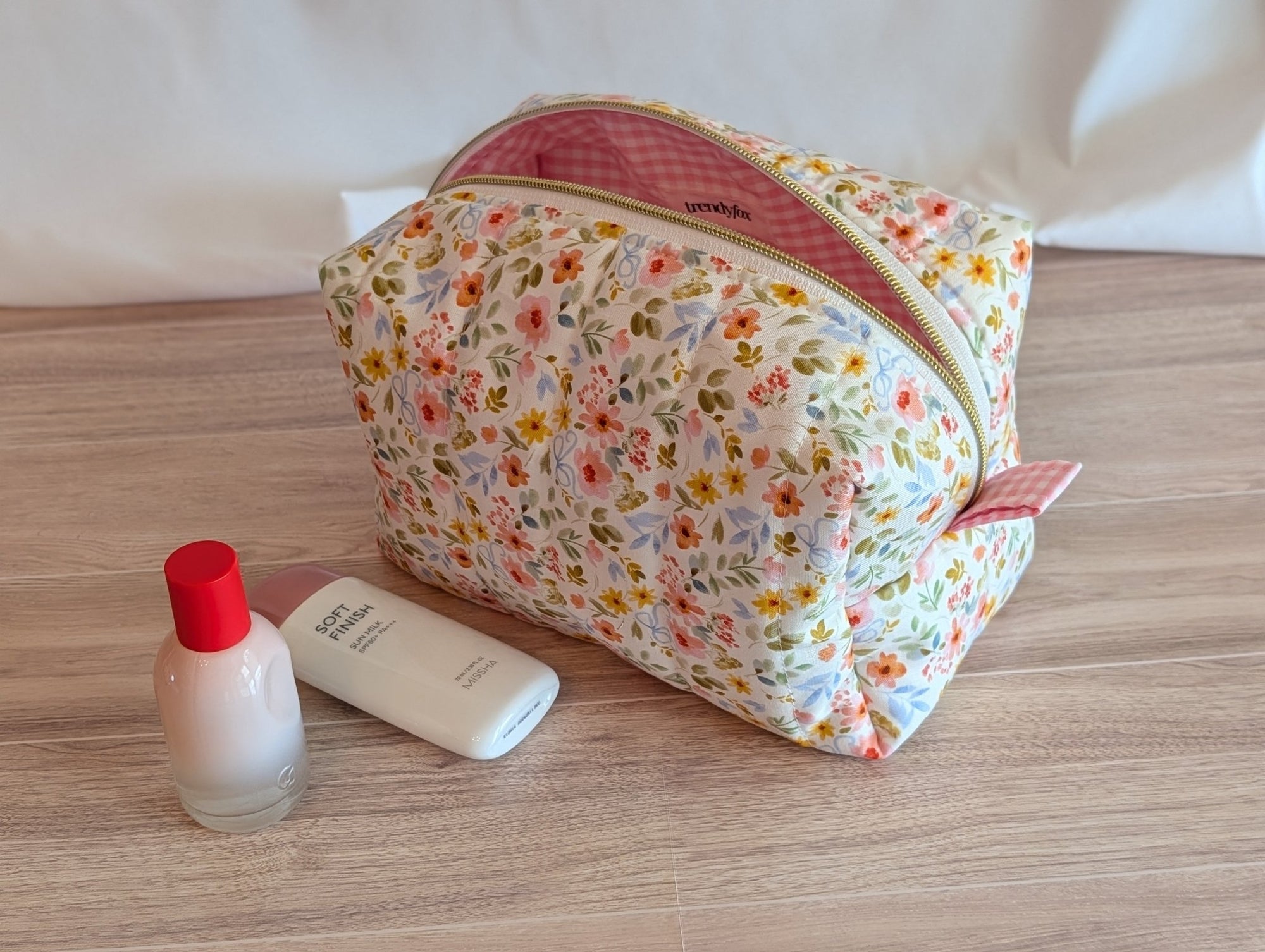 Carry - All Boxy Pouch | Blossoms & Bows - Trendy Fox Studio