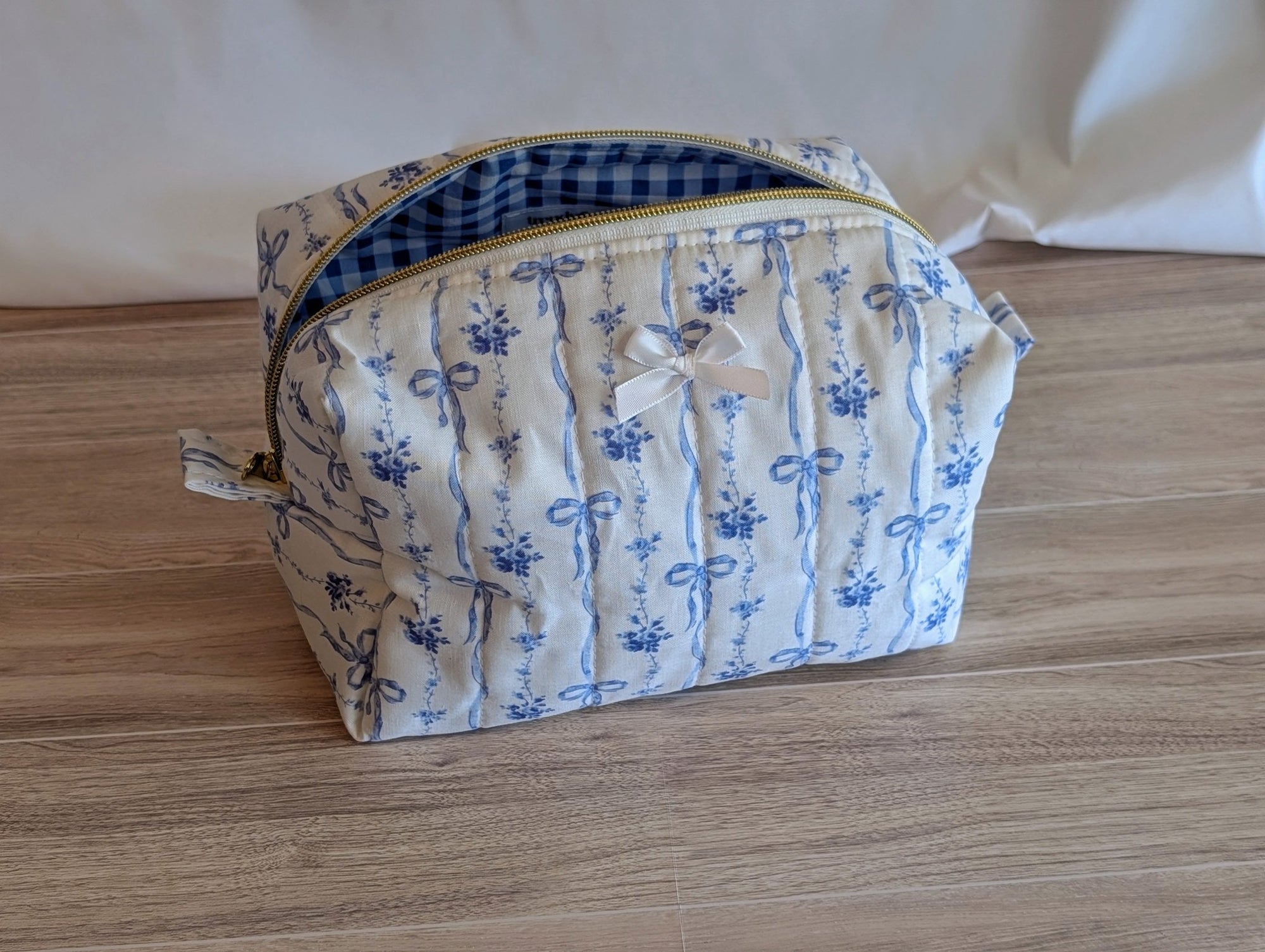 Carry - All Boxy Pouch | Blue Bows - Trendy Fox Studio