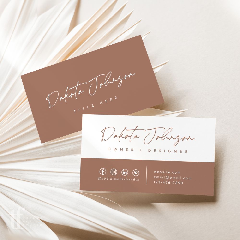 Modern Boho Business Card Canva Template | Amiri - Trendy Fox Studio